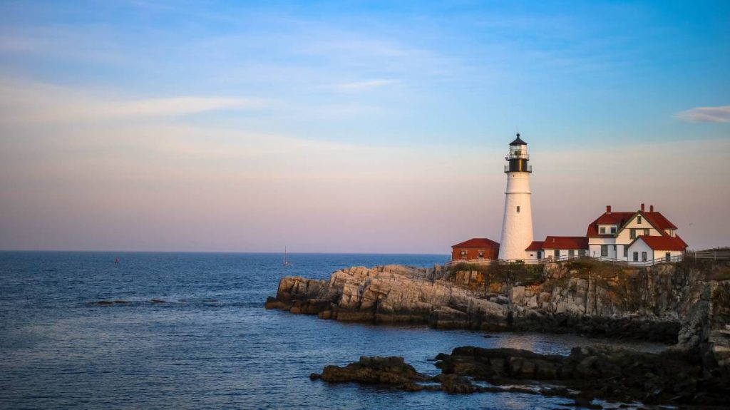 Moving to New England - A Relocation Guide for 2022